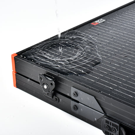MEGA 100 Portable Briefcase Solar Panel